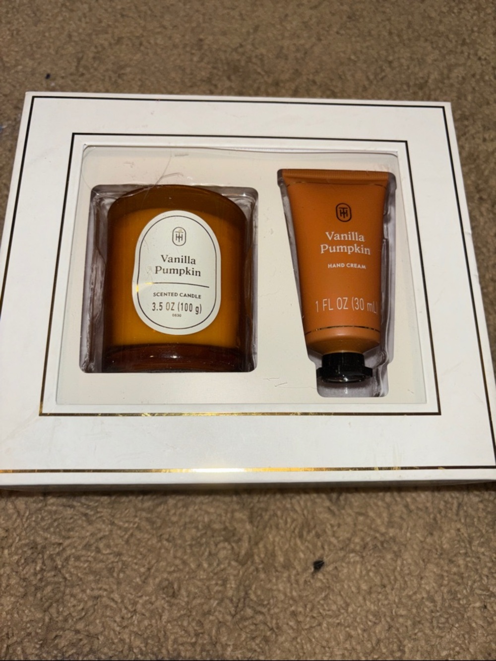Vanilla Pumpkin Scented Candle & Hand Cream Gift Set - Orange